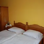 Osrodek Wypoczynkowy Pod Stokiem Bed and breakfast