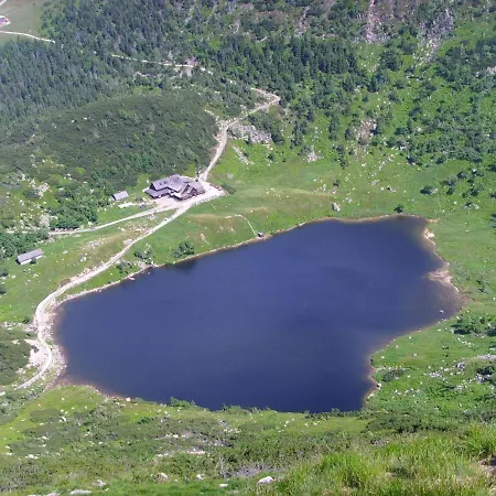 Bed & Breakfast Osrodek Wypoczynkowy Pod Stokiem