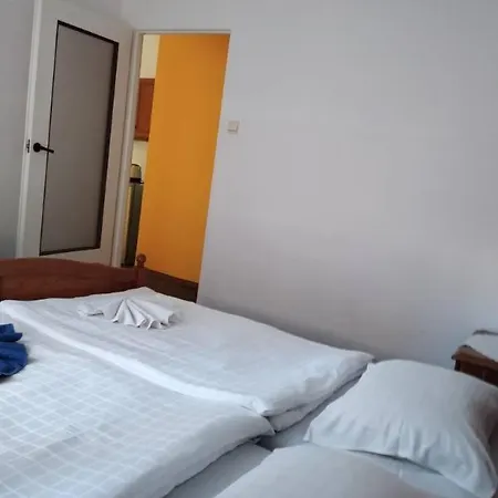 Bed & Breakfast Osrodek Wypoczynkowy Pod Stokiem