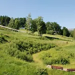 Bed & Breakfast Osrodek Wypoczynkowy Pod Stokiem 3*