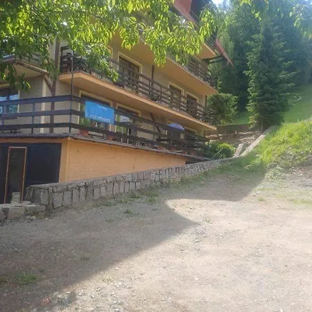 Bed & Breakfast Osrodek Wypoczynkowy Pod Stokiem 3*
