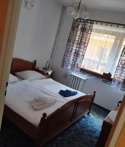 Bed & Breakfast Osrodek Wypoczynkowy Pod Stokiem 3*